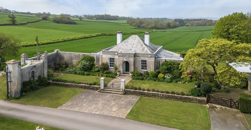 West Lodge, Lindridge, Devon