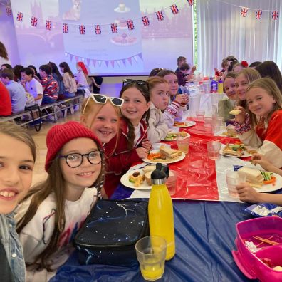 Broadclyst Pupils Celebrate Platinum Jubilee